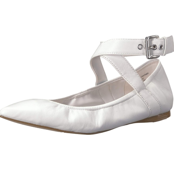 ALDO Palmyre Ankle Strap Ballerina Flats 6. - Picture 2 of 10